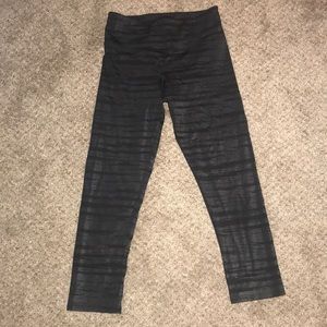 Onzie Capri Leggings